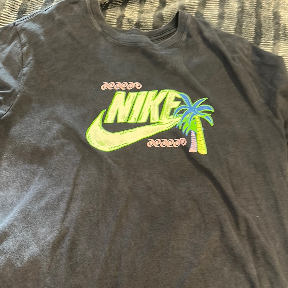 Nike Black Graphic T-Shirt